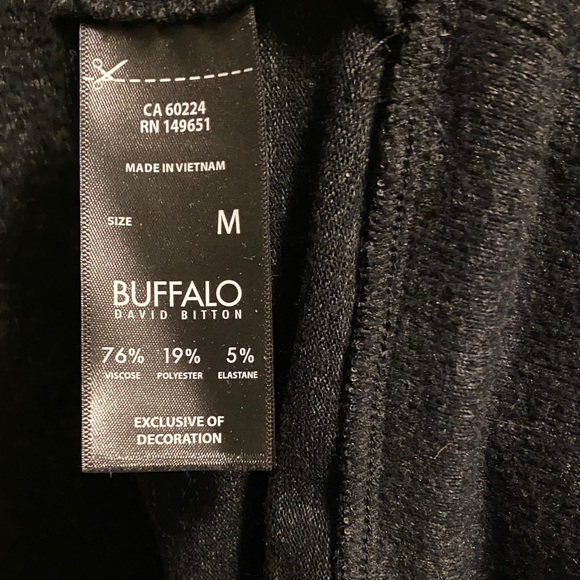 Buffalo - Picture 4 of 4